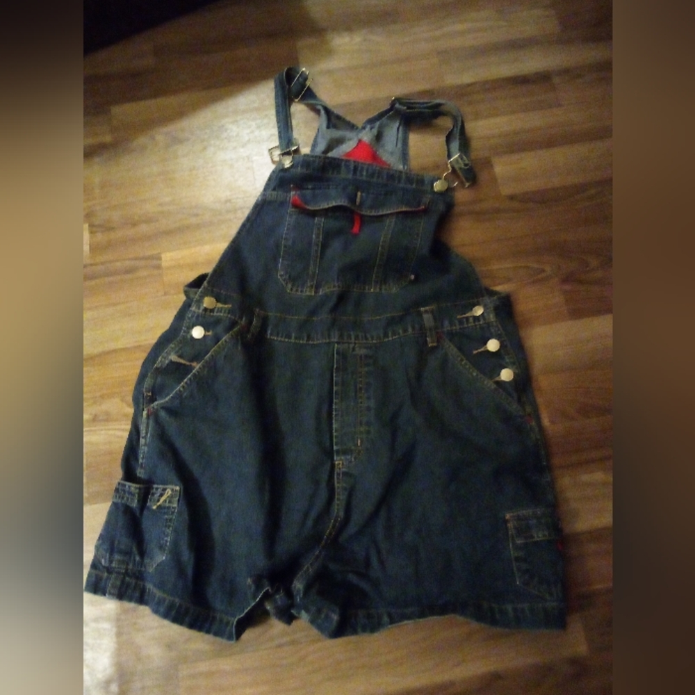 Women's overall shorts